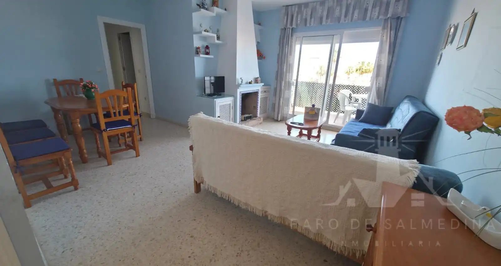 Living room of Flat for sale in Chipiona  with Terrace and Furnished