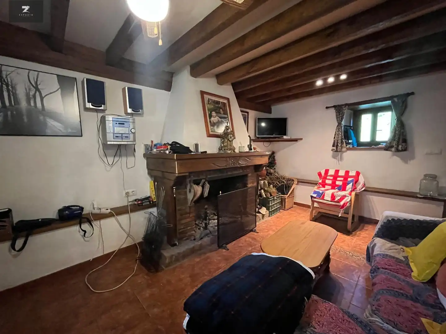 Sala de estar de Finca rústica en venta en Vega de Pas con Jardín privado y Terraza