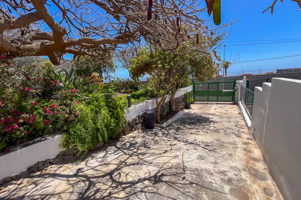 Vista exterior de Casa o xalet en venda en San Sebastián de la Gomera amb Terrassa i Moblat