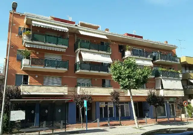 Local comercial en venda a Llevant, imagen 2