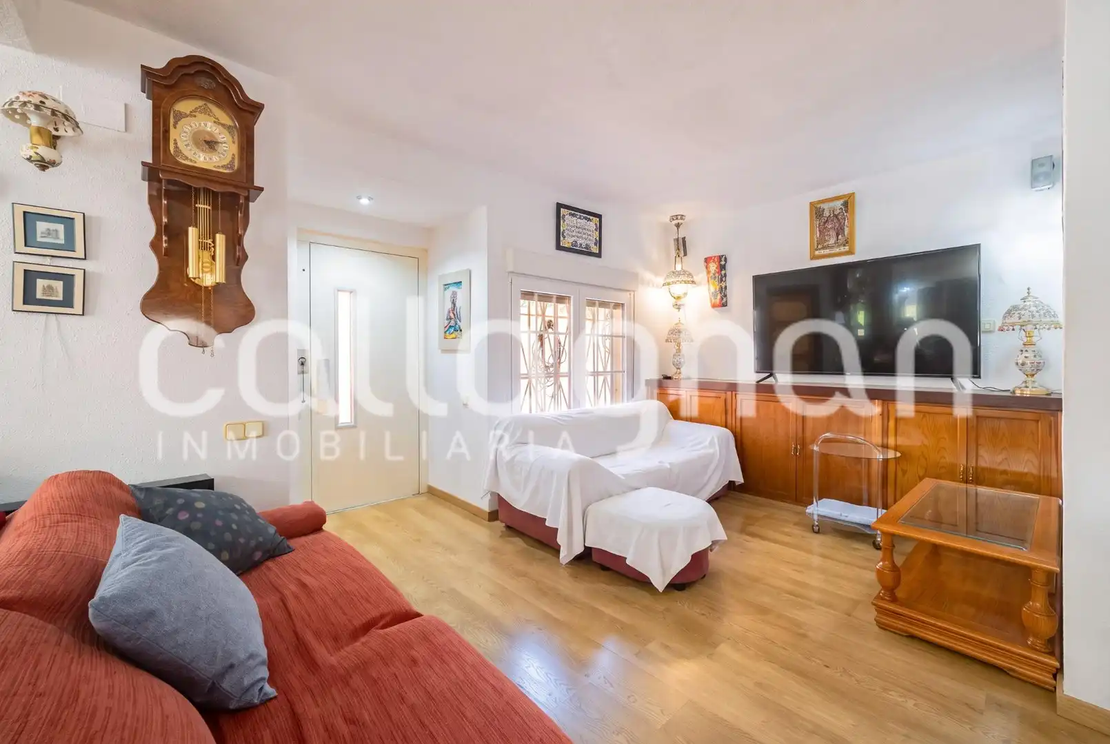 Sala de estar de Casa o chalet en venta en Paterna con Aire acondicionado, Jardín privado y Terraza