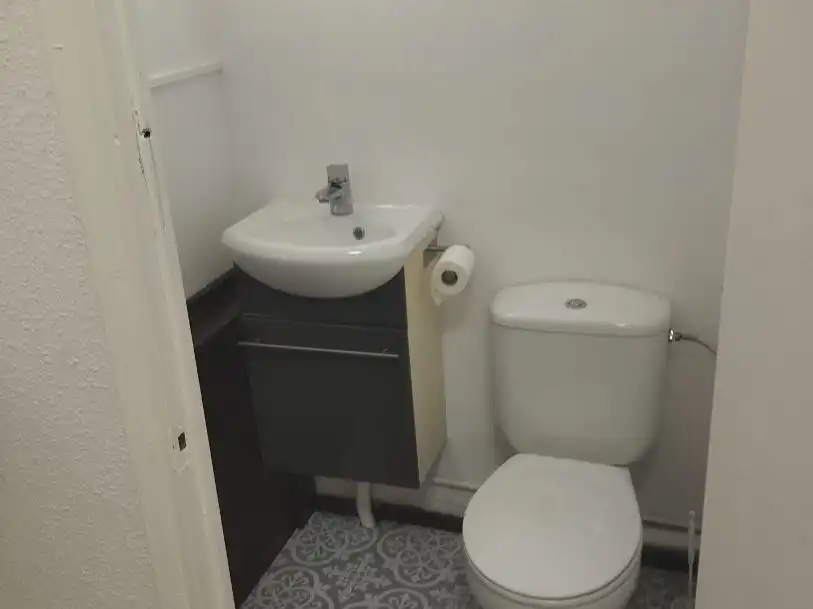 Badezimmer von Geschaftsraum zur Miete in La Pobla de Mafumet, Tarragona