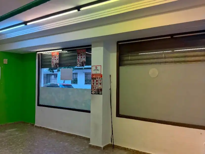 Geschaftsraum zur Miete in Levante