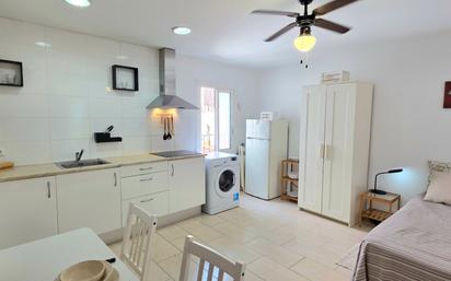 Kitchen of Study to rent in  Barcelona Capital  with Heating, Furnished and Washing machine