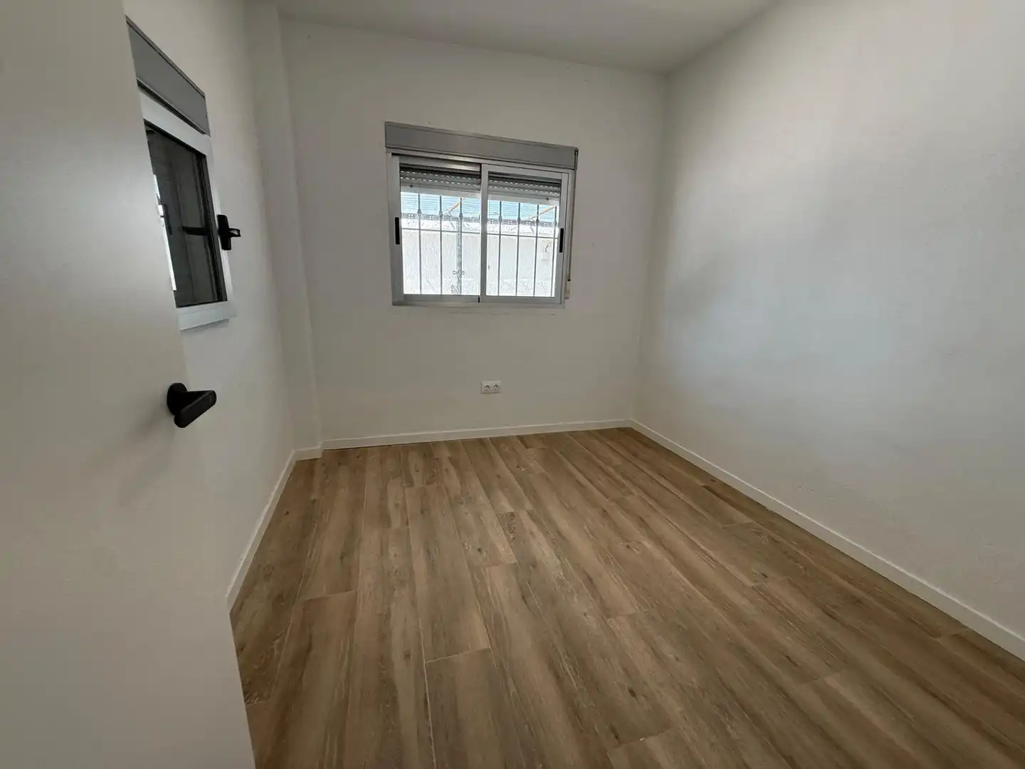 Bedroom of Houses for sale in Llíria  with Air Conditioner, Private garden and Terrace