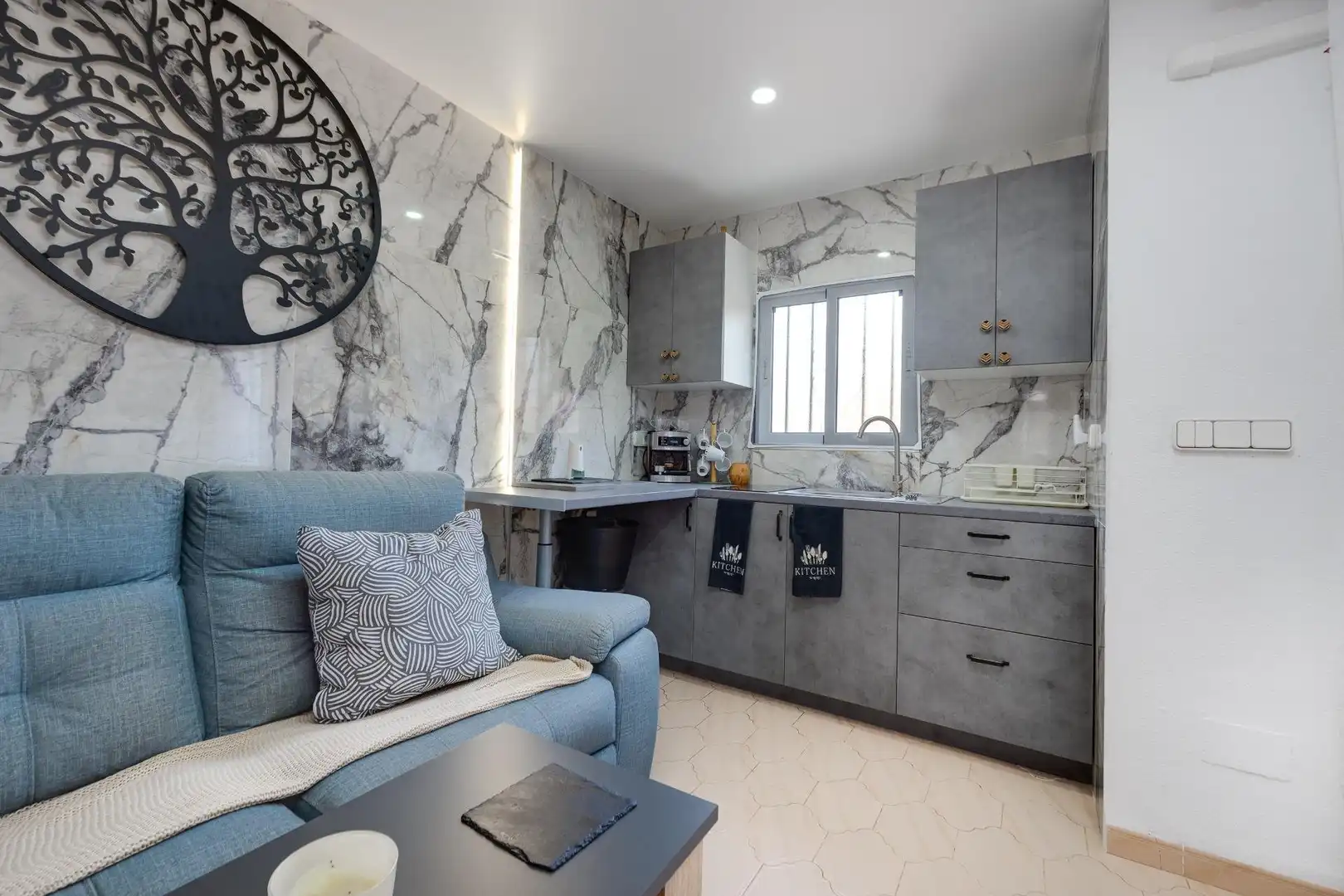 Küche von Haus oder Chalet zum Verkauf in Torrevieja mit Klimaanlage, Schwimmbad und Möbliert