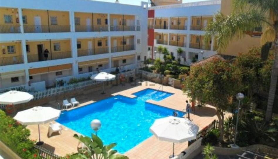 Foto 1 de Planta baja de alquiler en Avenida Pez Espada, 12, Costa Ballena - Largo Norte, Cádiz