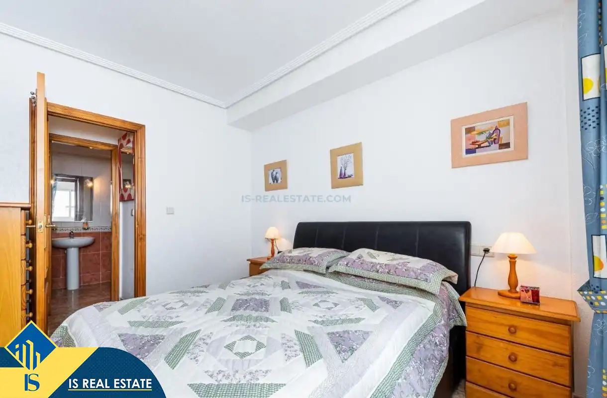 Dormitori de Àtic en venda en Orihuela amb Calefacció, Terrassa i Moblat