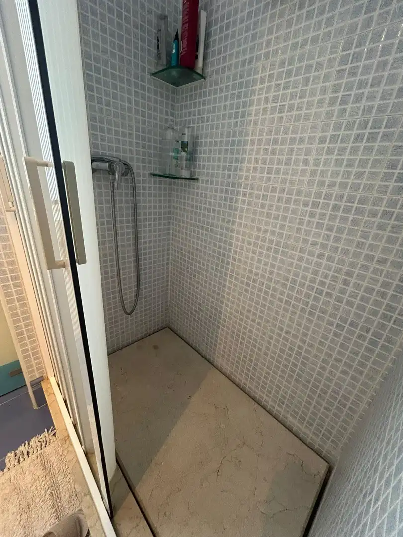 Bany de Casa o xalet en venda en Sierra de Yeguas amb Aire condicionat, Calefacció i Jardí privat