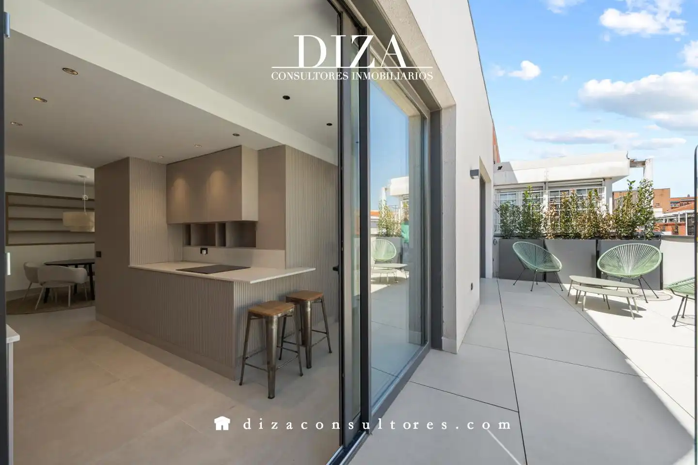 Terrasse von Maisonette zum Verkauf in Madrid mit Klimaanlage, Heizung und Terrasse