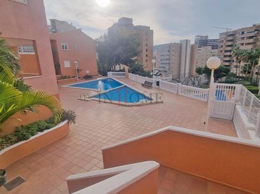 Apartamento con piscina en venta en Playa de Poniente