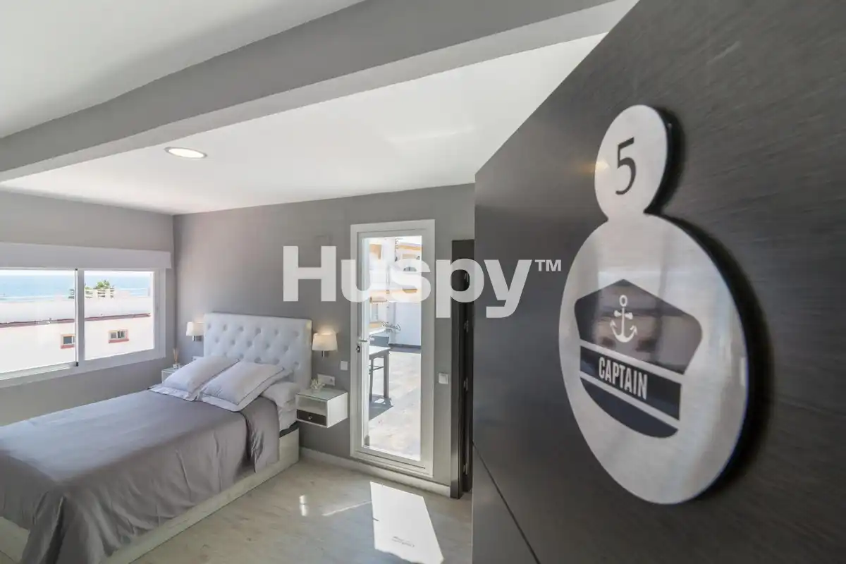 Mixed residential for sale in Calle Chiriva, imagen 12