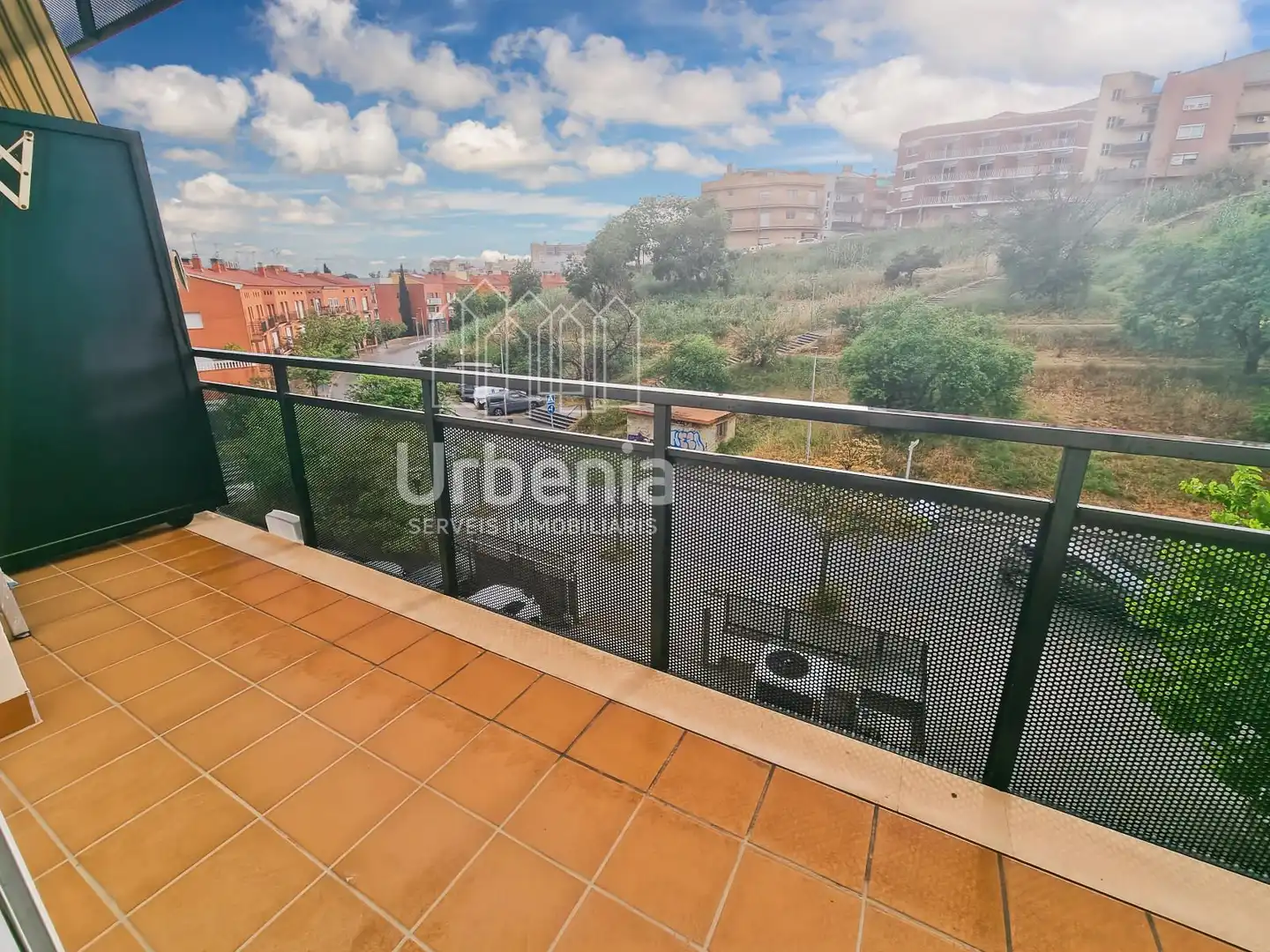 Vista exterior de Piso en venta en Mataró con Calefacción y Terraza