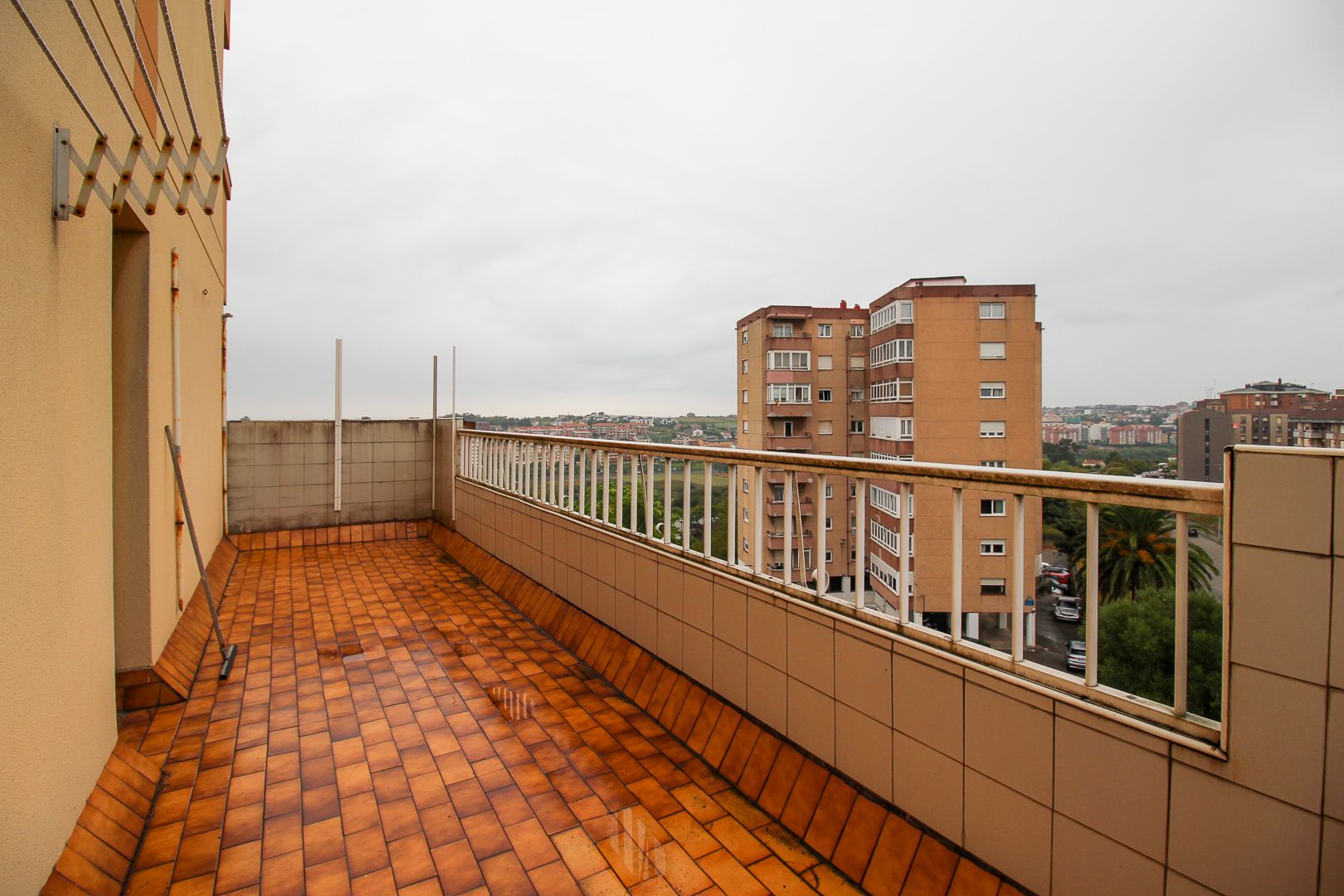 Piso en venta en Avenida de Camilo Alonso Vega, Los Castros