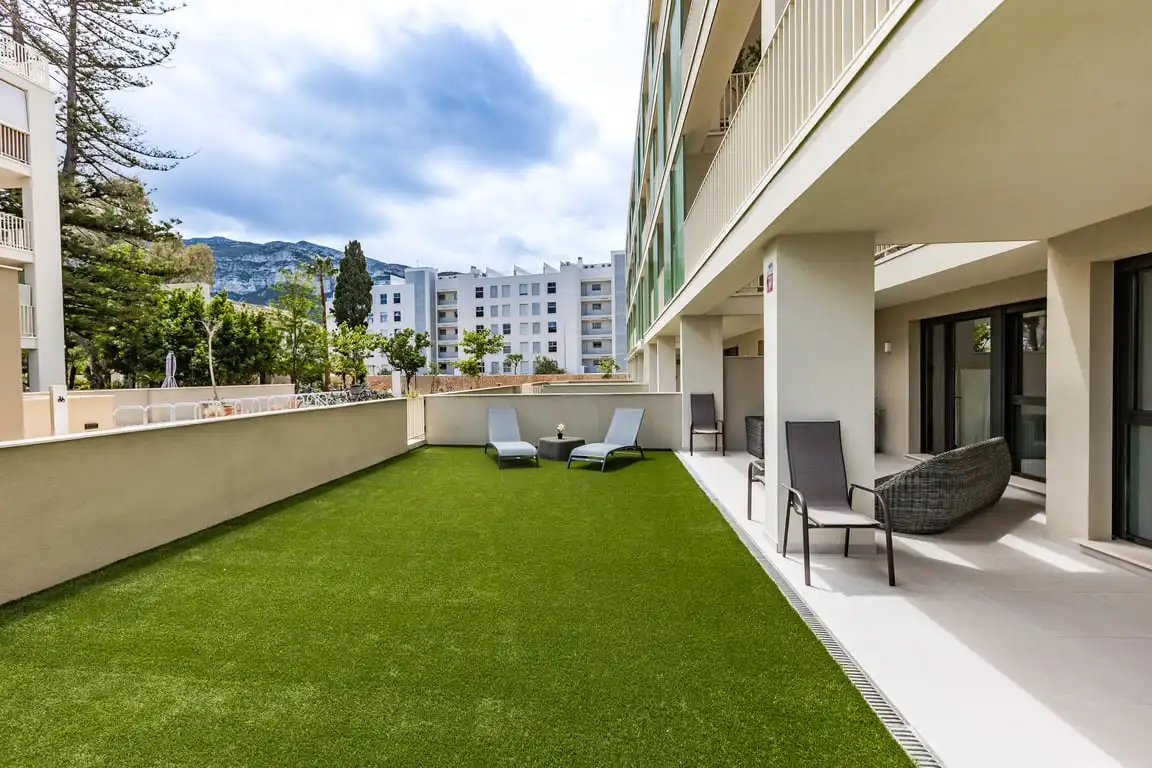 Terraza de Apartamento de alquiler en Dénia con Aire acondicionado, Jardín privado y Terraza