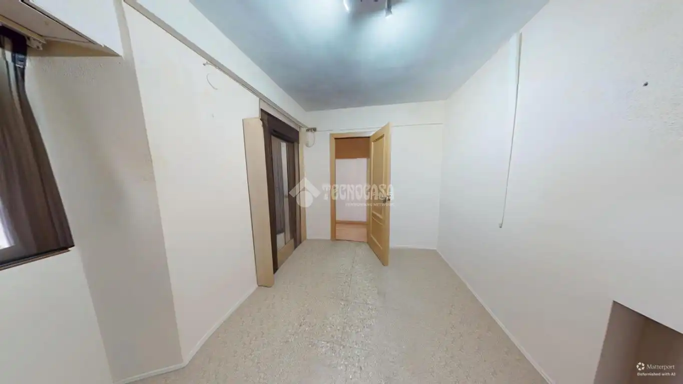 Piso en venta en Valencia con Balcón
