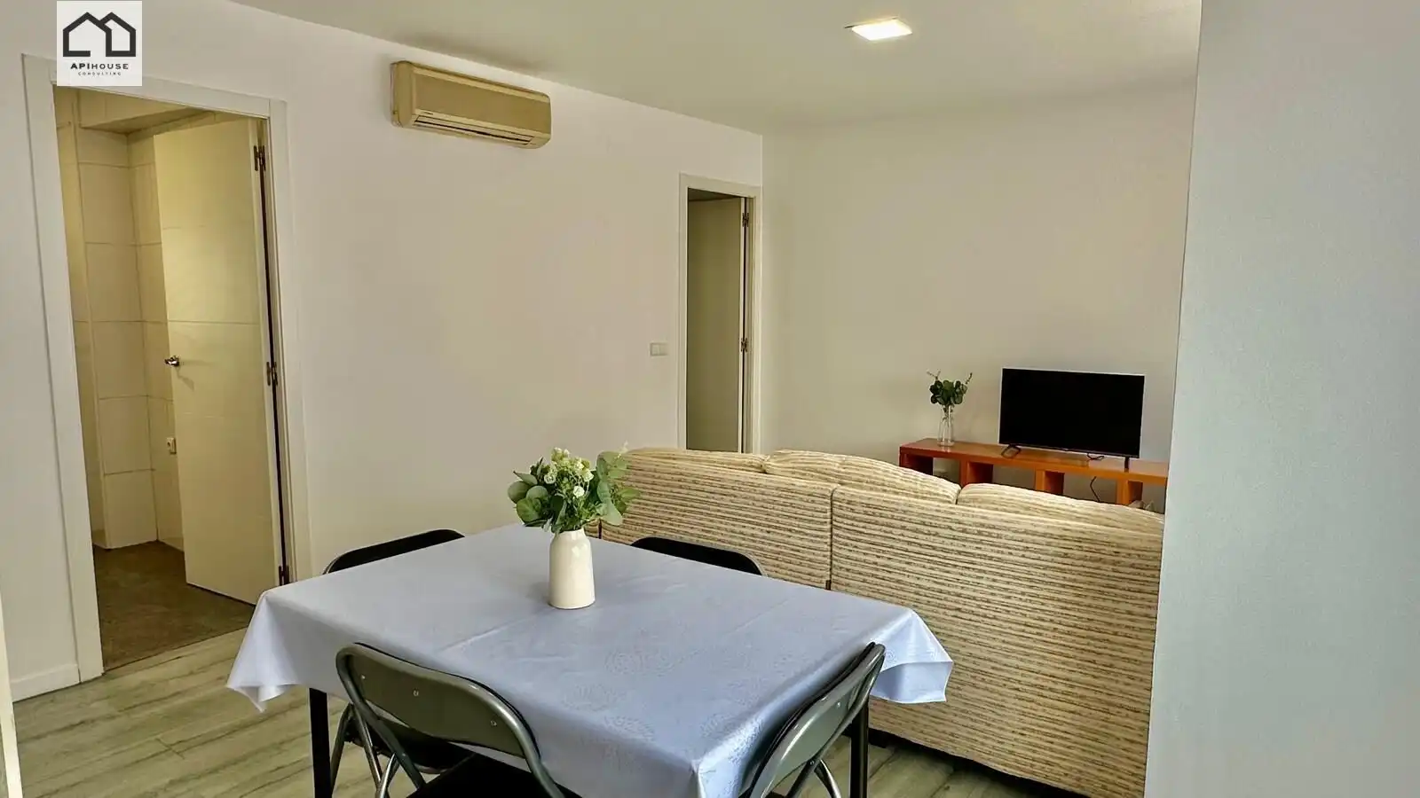 Esszimmer von Wohnung zur Miete in Santa Olalla mit Klimaanlage und Heizung