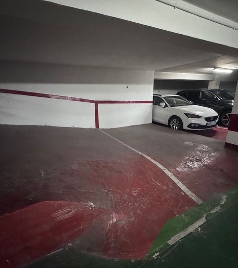 Foto 2 de Garatge en venda a Calle de Isabel la Católica, Maestro Carrascosa - Banda de Música, Villena