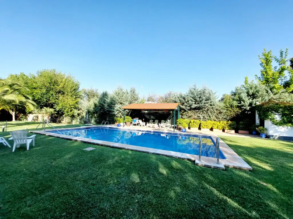 Piscina de Casa o xalet en venda en Badajoz