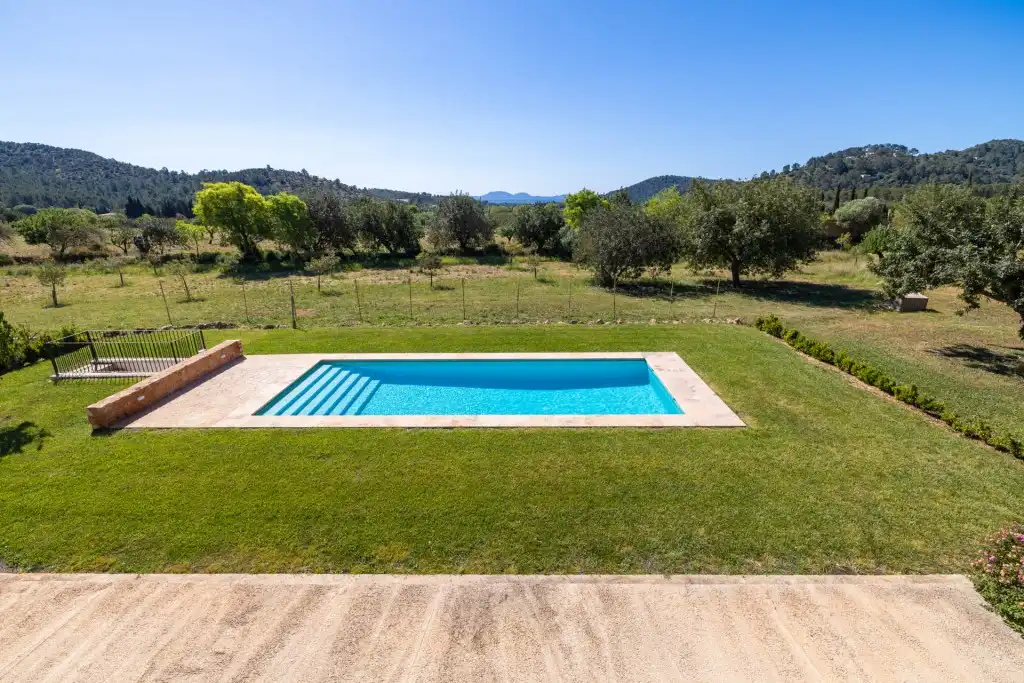 Casa rústica amb piscina en venda a Alaró, imagen 3