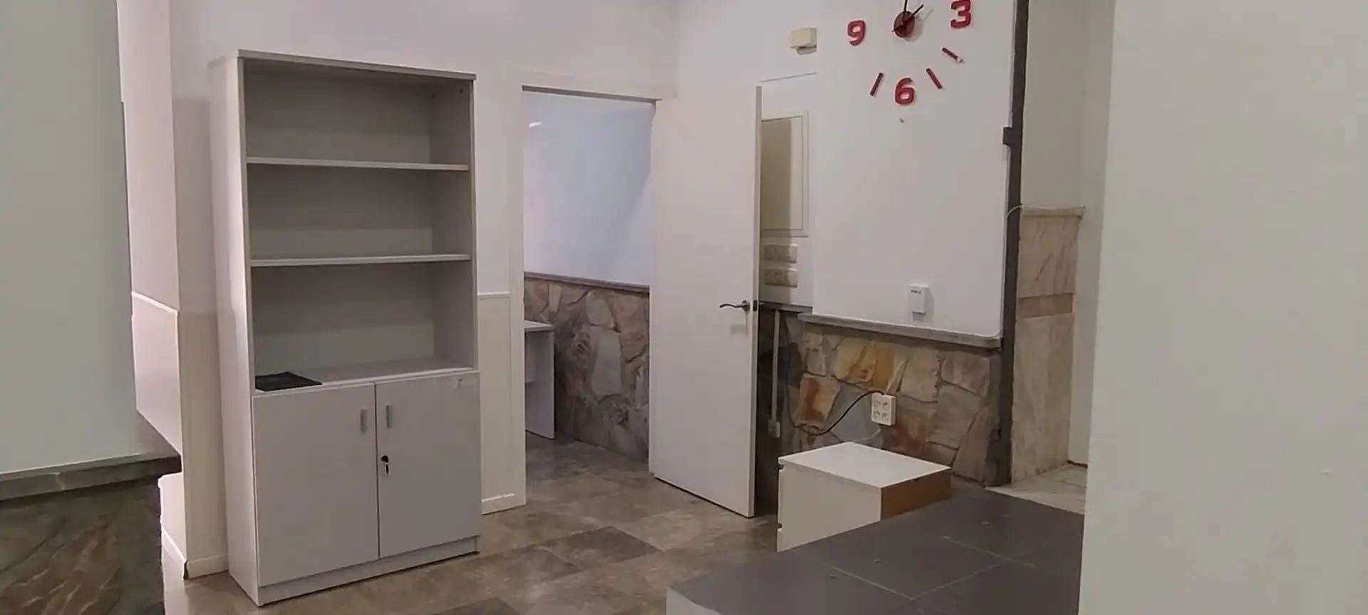 Commercial properties for sale in Jerez de la Frontera  with Air Conditioner