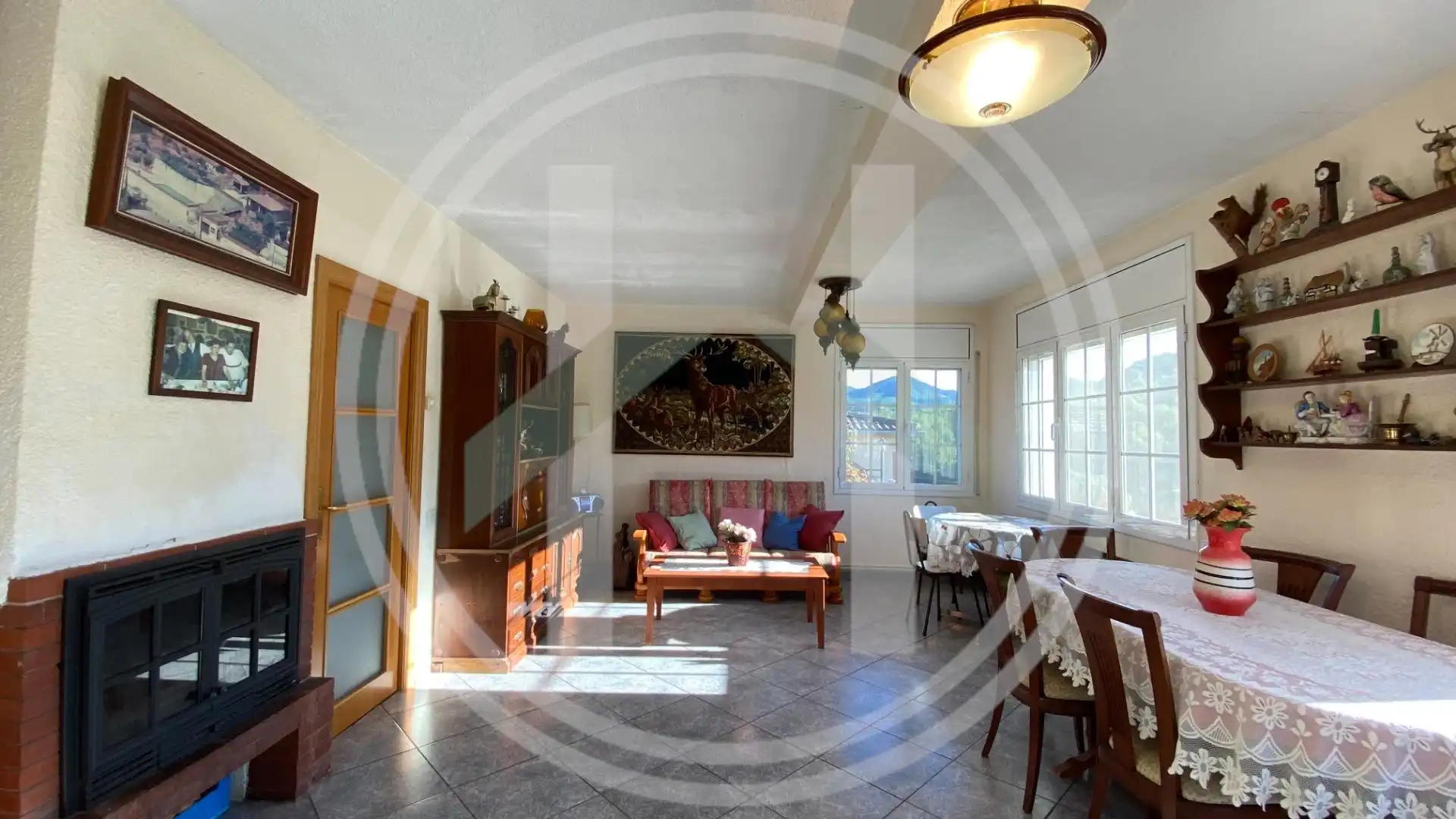 Sala de estar de Casa o chalet en venta en Sant Feliu de Codines con Calefacción, Jardín privado y Terraza