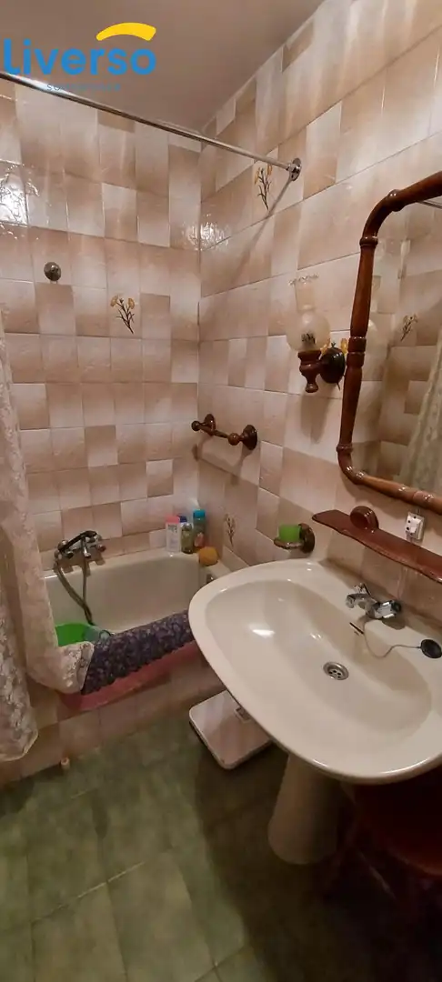 Baño de Finca rústica en venta en Huerta de Rey con Calefacción, Trastero y Amueblado