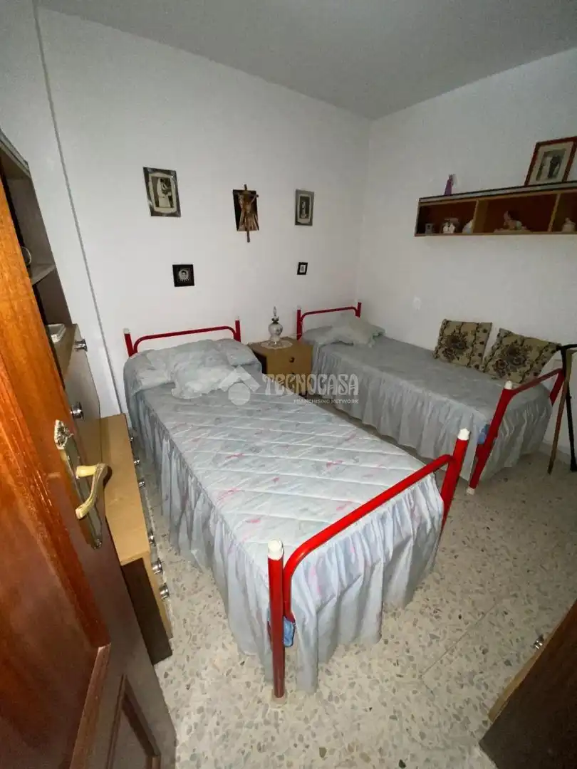 Habitación de Casa adosada en venta en Aljucén