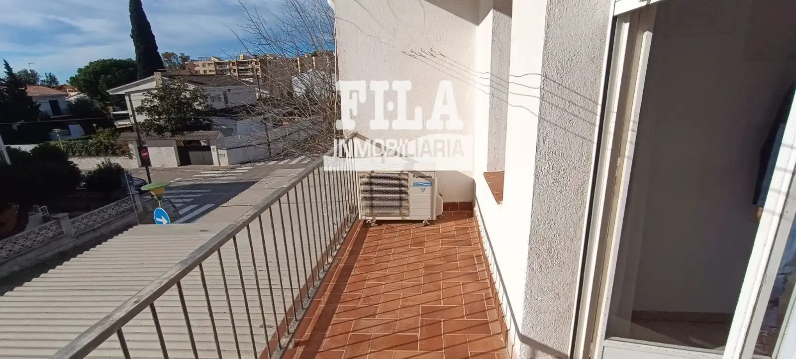 Casa adosada en venta en Sant Salvador