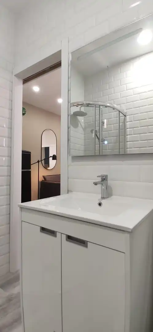 Baño de Apartamento de alquiler en Madrid con Aire acondicionado, Horno y Lavadora
