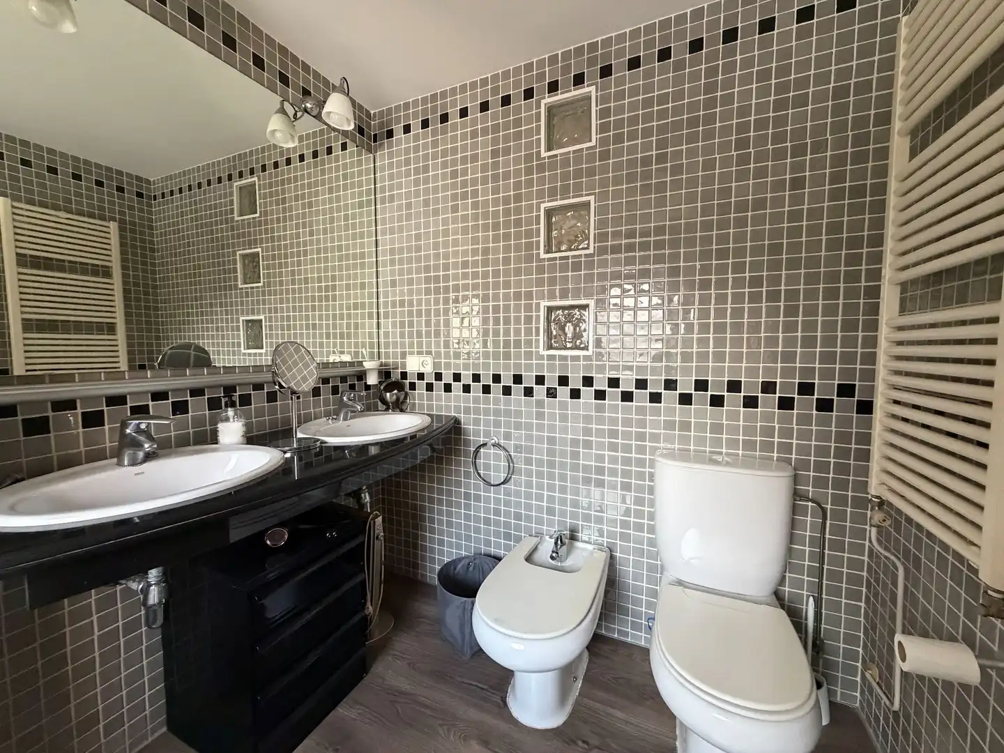 Bany de Casa o xalet en venda en Urbanitzacions