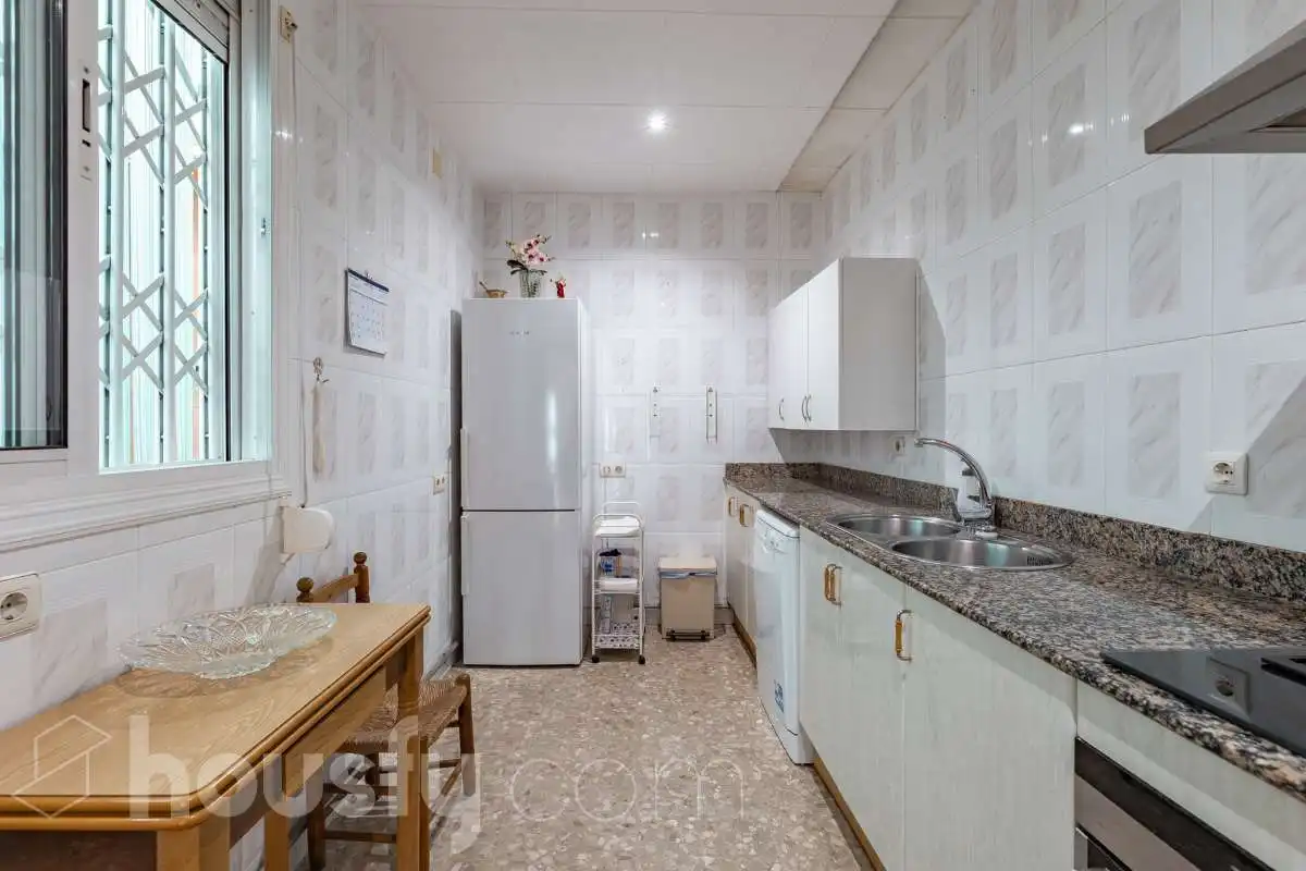 Cocina de Casa o chalet en venta en Sabadell con Calefacción, Terraza y Trastero