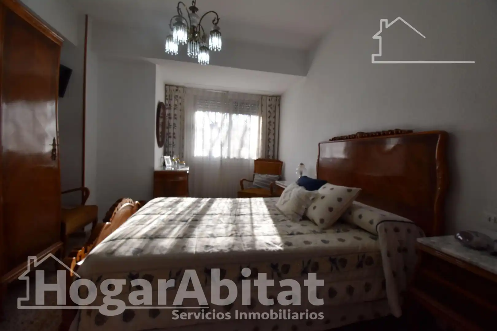 Habitación de Piso en venta en Oliva con Terraza, Amueblado y Balcón