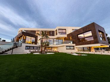 Villa con piscina in vendita a Urbanizaciones