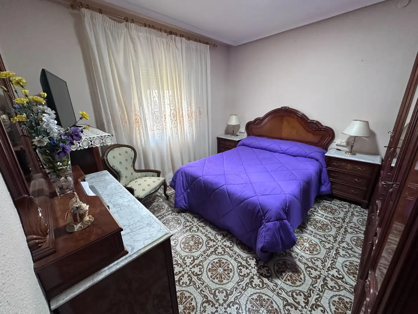 Schlafzimmer von Wohnung zum Verkauf in Jaén mit Klimaanlage, Abstellraum und Möbliert