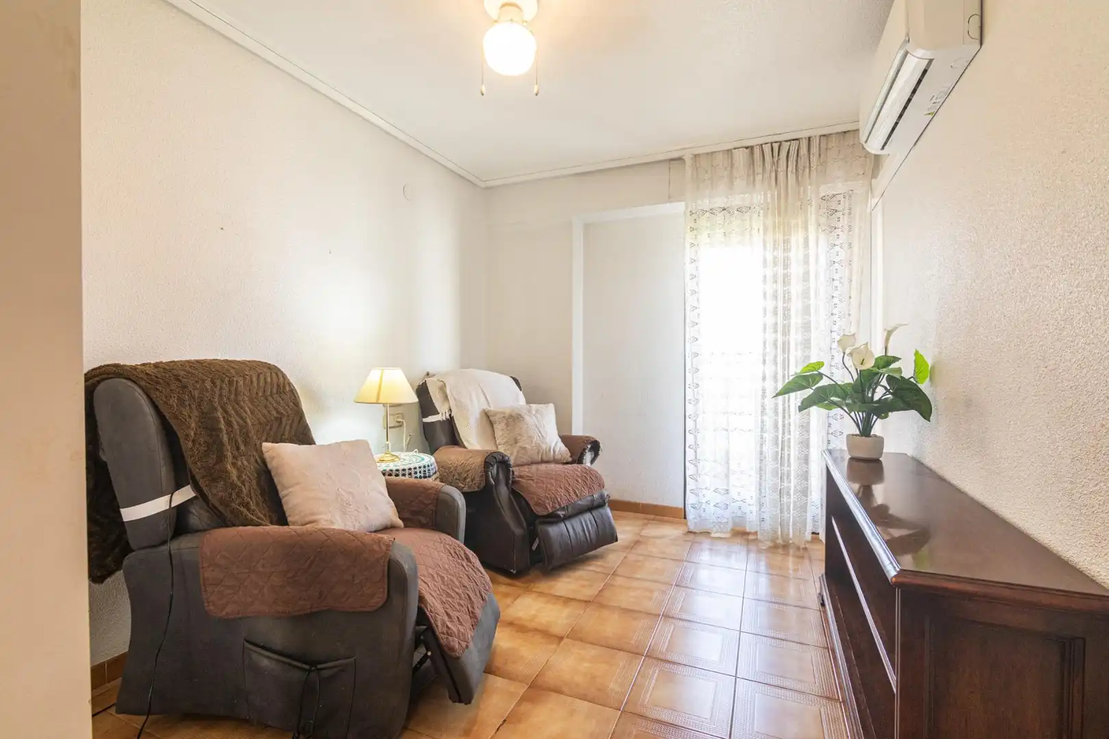 Sala de estar de Piso en venta en Elche / Elx con Aire acondicionado, Calefacción y Balcón
