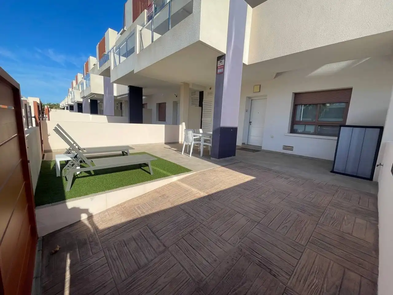 Terraza de Planta baja de alquiler en Pueblo Latino