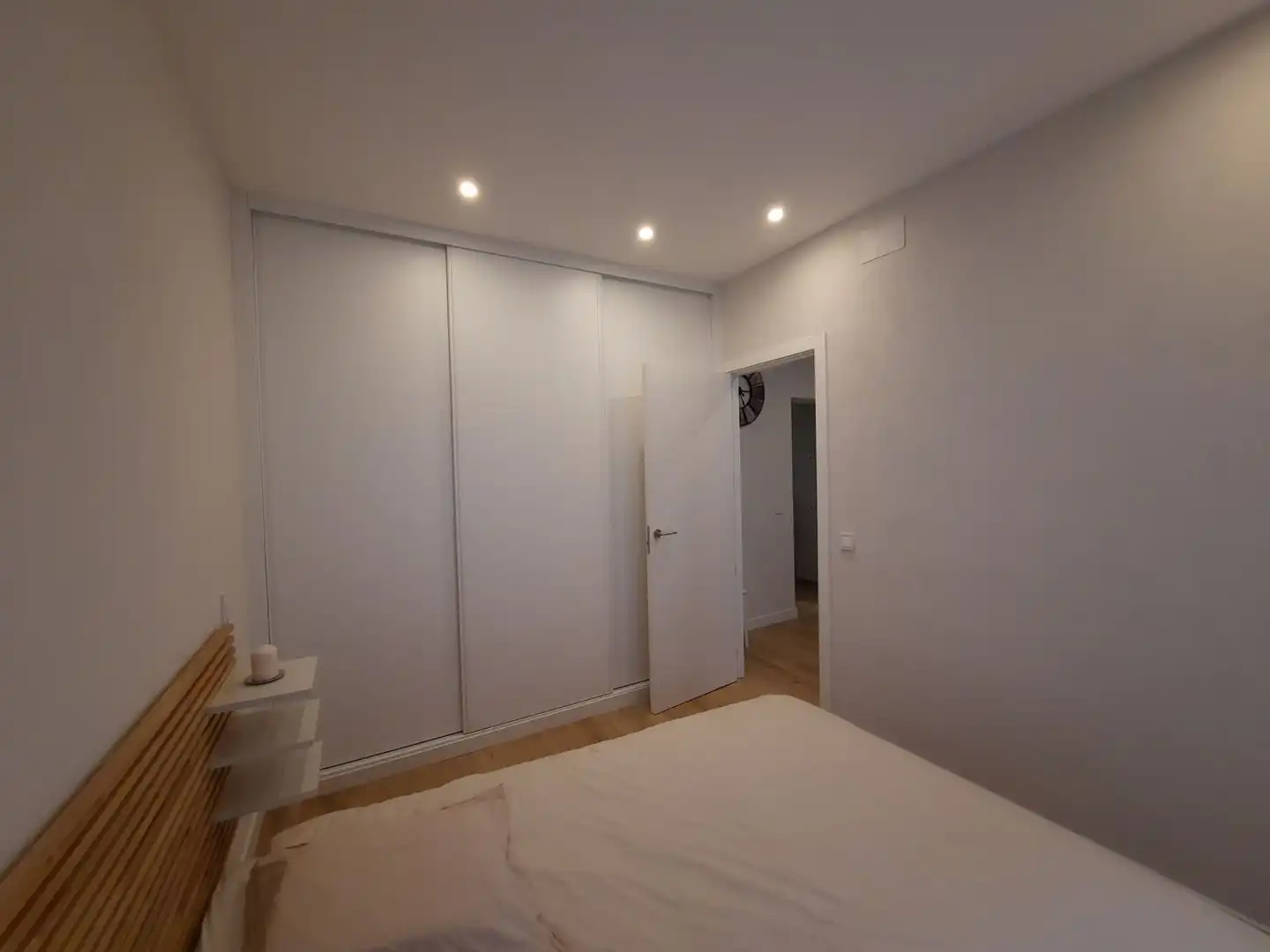 Bedroom of Flat for sale in Madrid  with Furnished