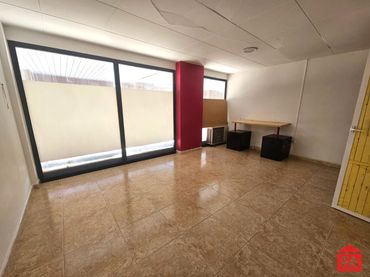 Local comercial en alquiler en Centre
