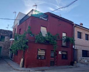 Vista exterior de Casa o xalet en venda en Cenicientos amb Terrassa