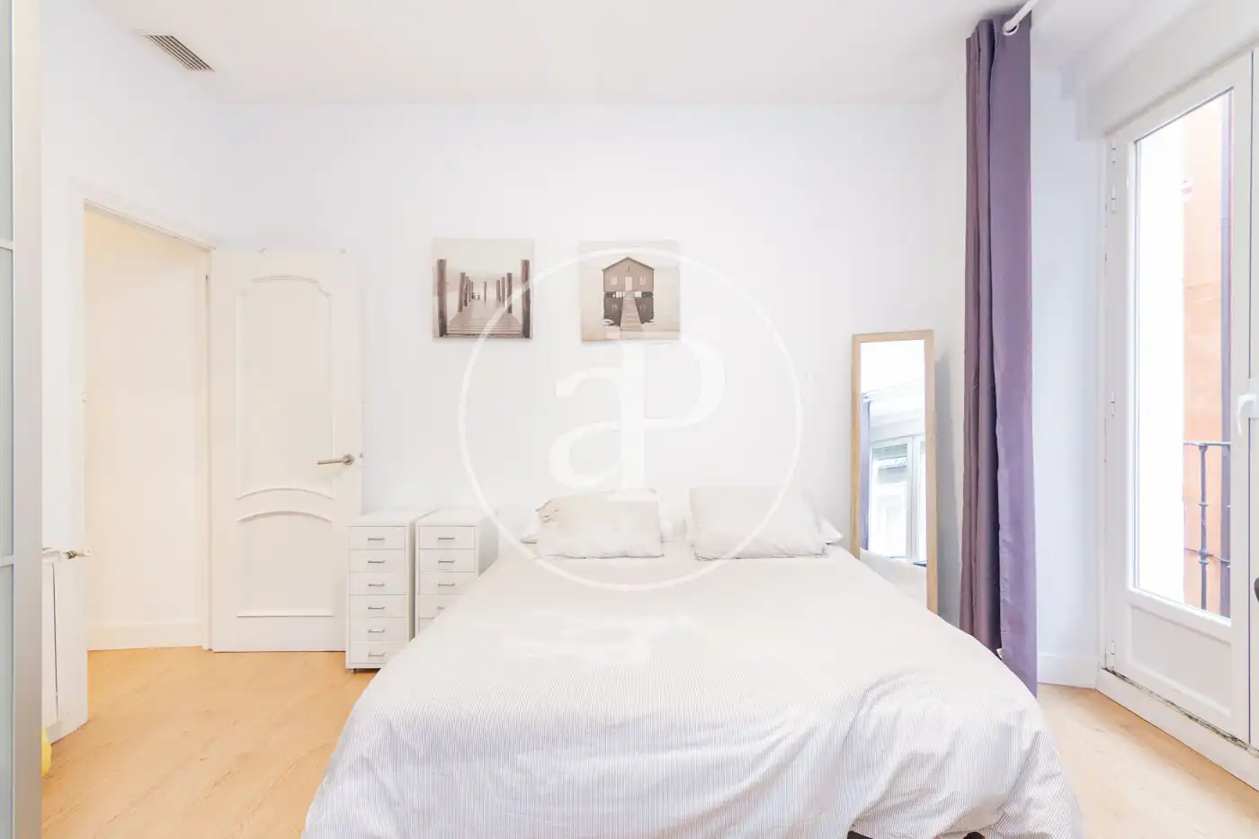 Bedroom of Flat for sale in Madrid  with Air Conditioner, Heating and Furnished