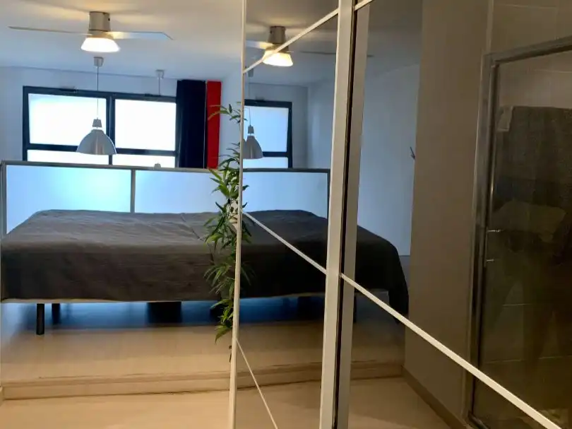 Habitación de Oficina de alquiler en Madrid con Aire acondicionado, Calefacción y Amueblado