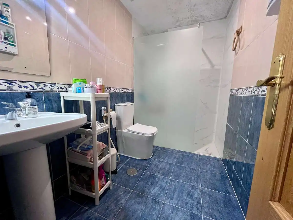 Baño de Piso en venta en Armilla con Balcón
