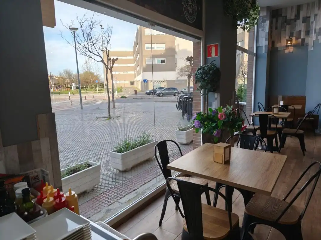 Terrassa de Local en venda en Torrejón de Ardoz amb Aire condicionat, Calefacció i Terrassa