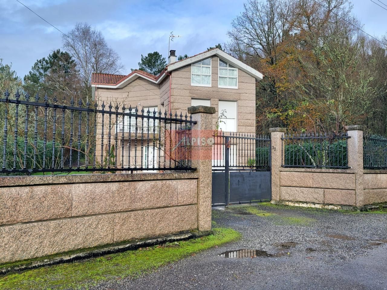 Vista exterior de Casa o xalet en venda en Coles amb Calefacció, Jardí privat i Terrassa