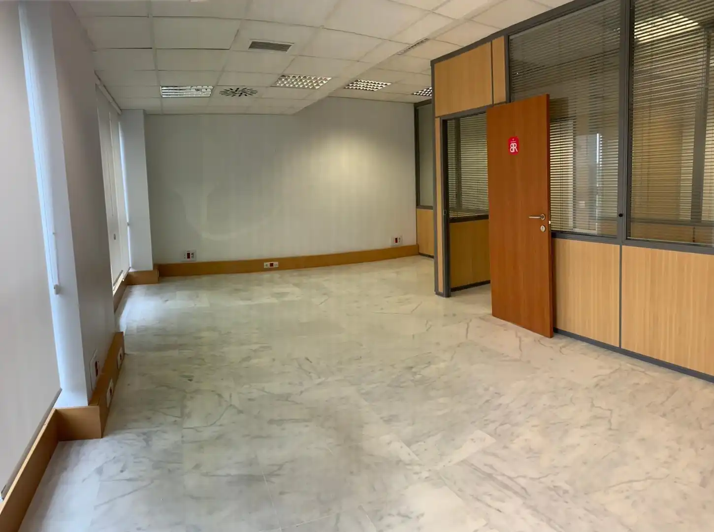 Büro zur Miete in Sevilla mit Klimaanlage