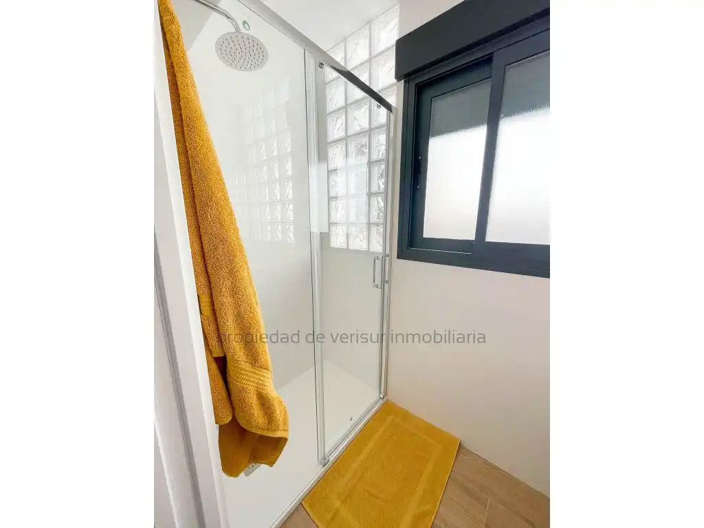 Badezimmer von Wohnung zur Miete in Águilas mit Klimaanlage, Terrasse und Möbliert