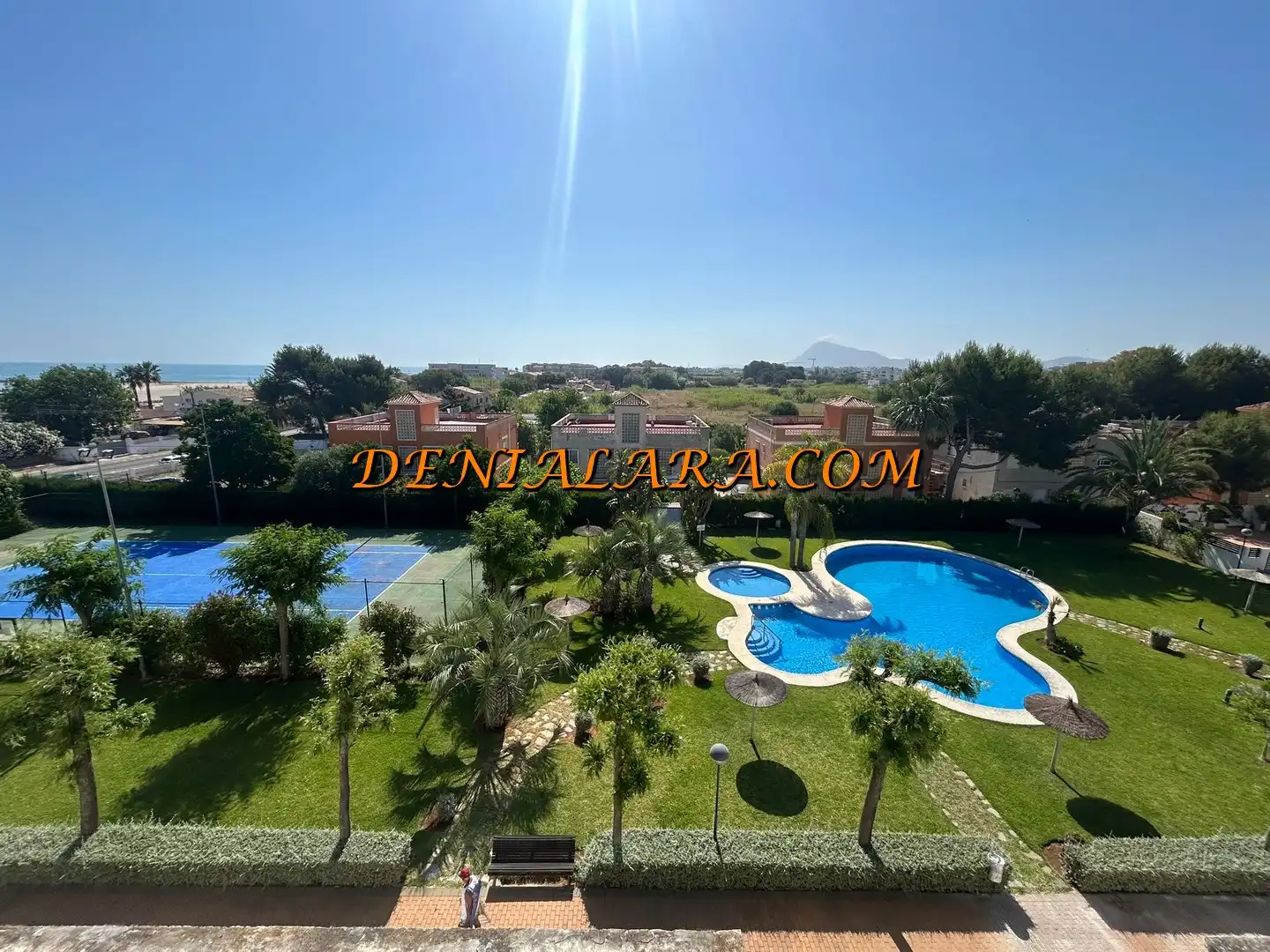 Jardín de Ático en venta en Dénia con Aire acondicionado, Terraza y Trastero