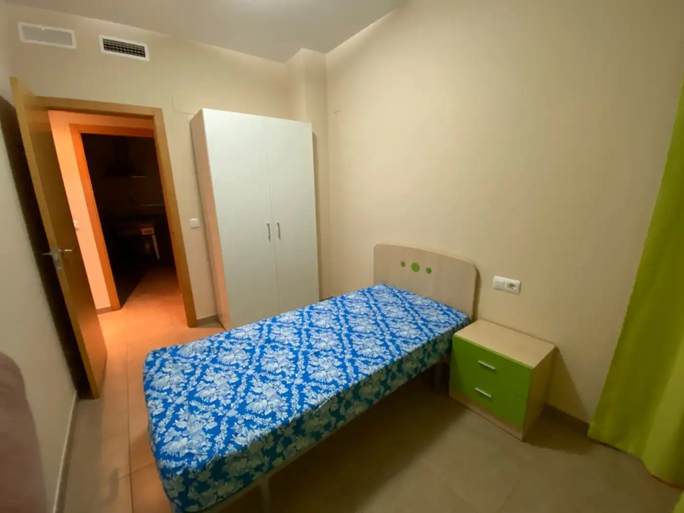 Habitación de Piso en venta en Llíria con Aire acondicionado, Terraza y Trastero