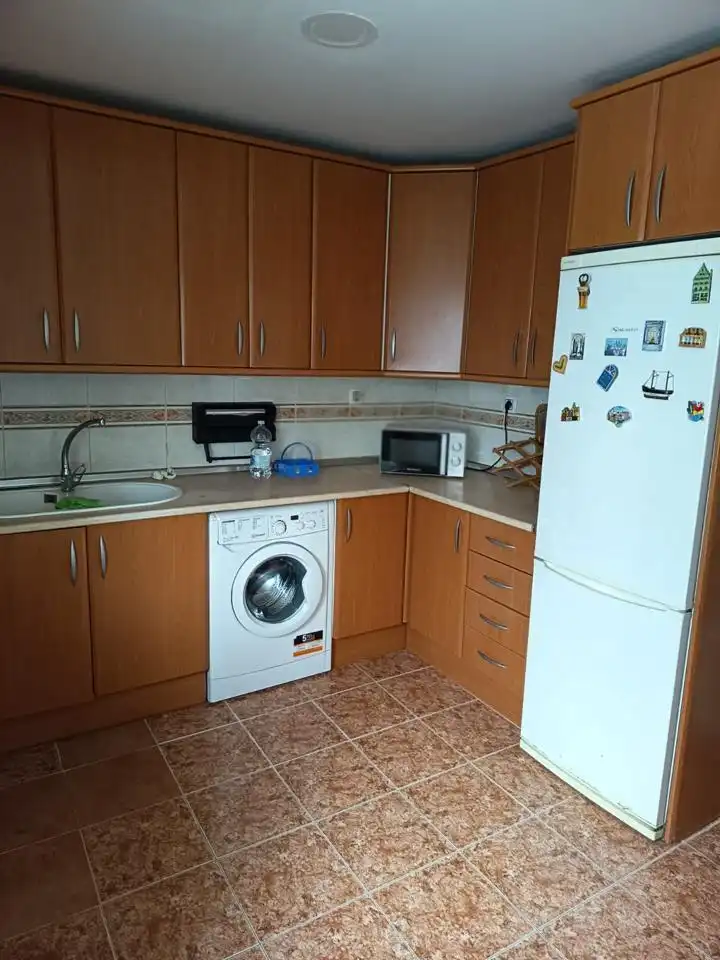 Planta baixa de lloguer a La Victoria